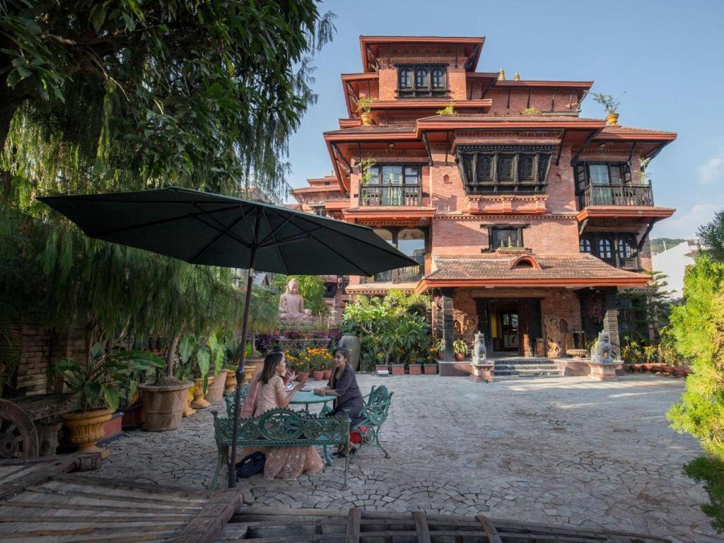 Heritage Hotel Suites And Spa Pokhara Eksteriør bilde