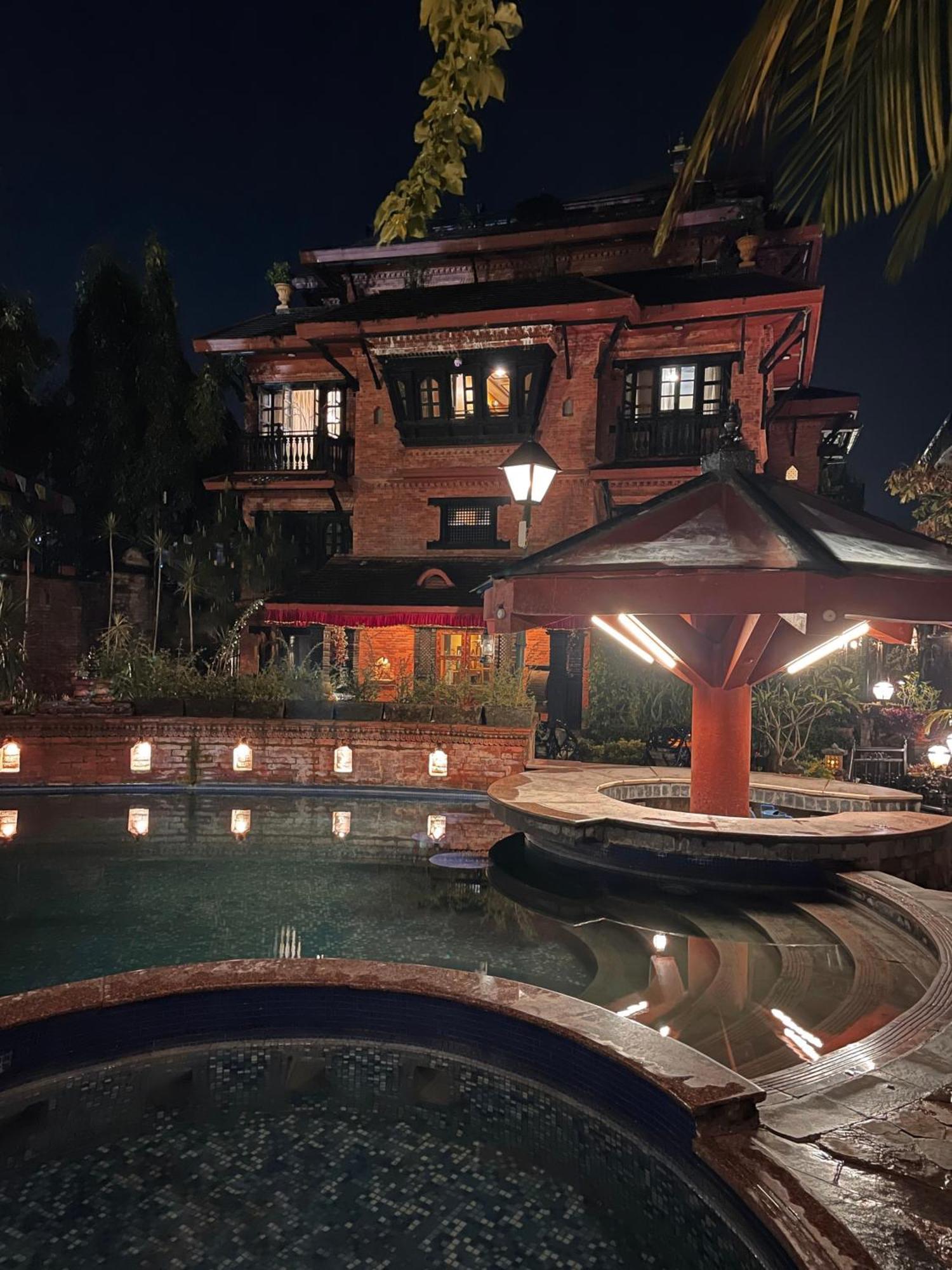 Heritage Hotel Suites And Spa Pokhara Eksteriør bilde
