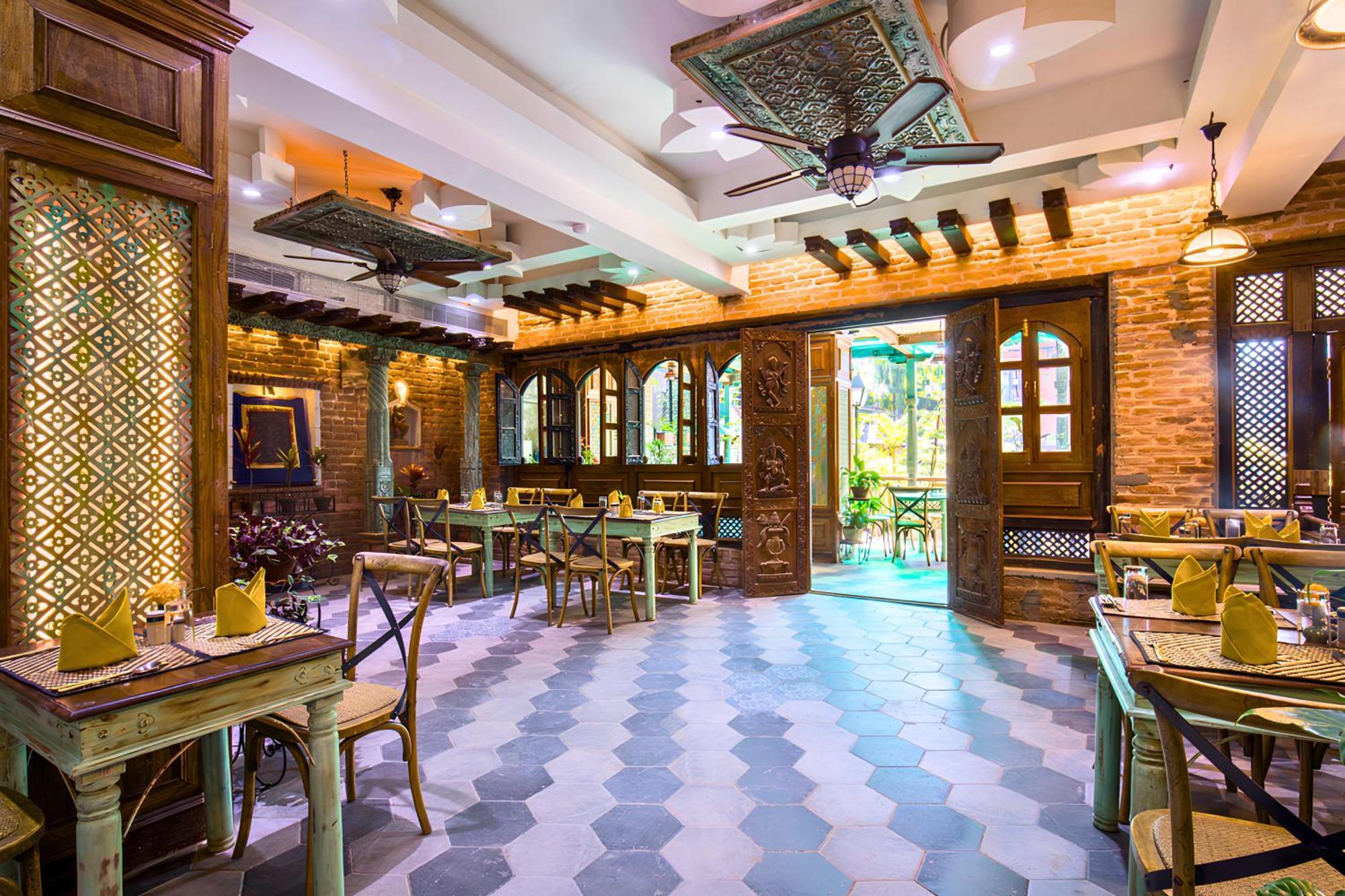 Heritage Hotel Suites And Spa Pokhara Eksteriør bilde
