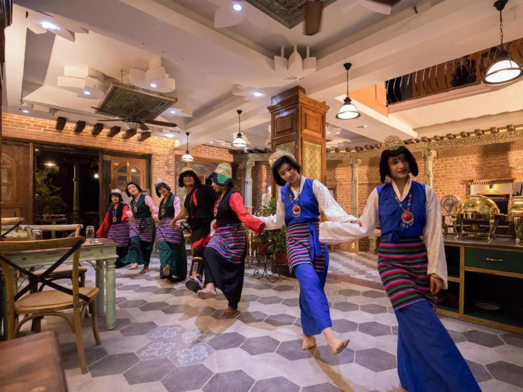 Heritage Hotel Suites And Spa Pokhara Eksteriør bilde