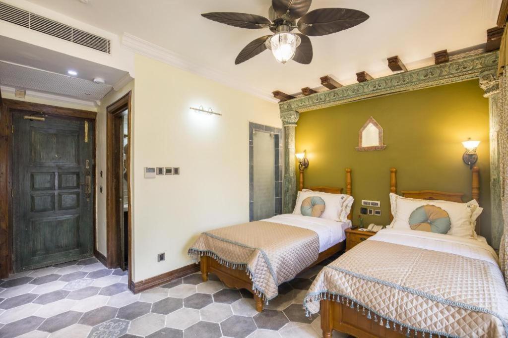 Heritage Hotel Suites And Spa Pokhara Eksteriør bilde